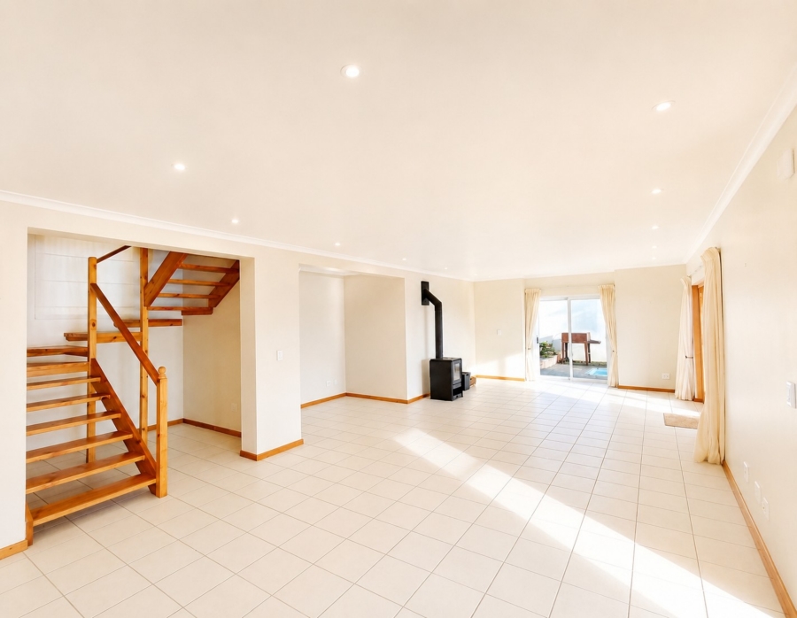 To Let 3 Bedroom Property for Rent in Simons Kloof Western Cape
